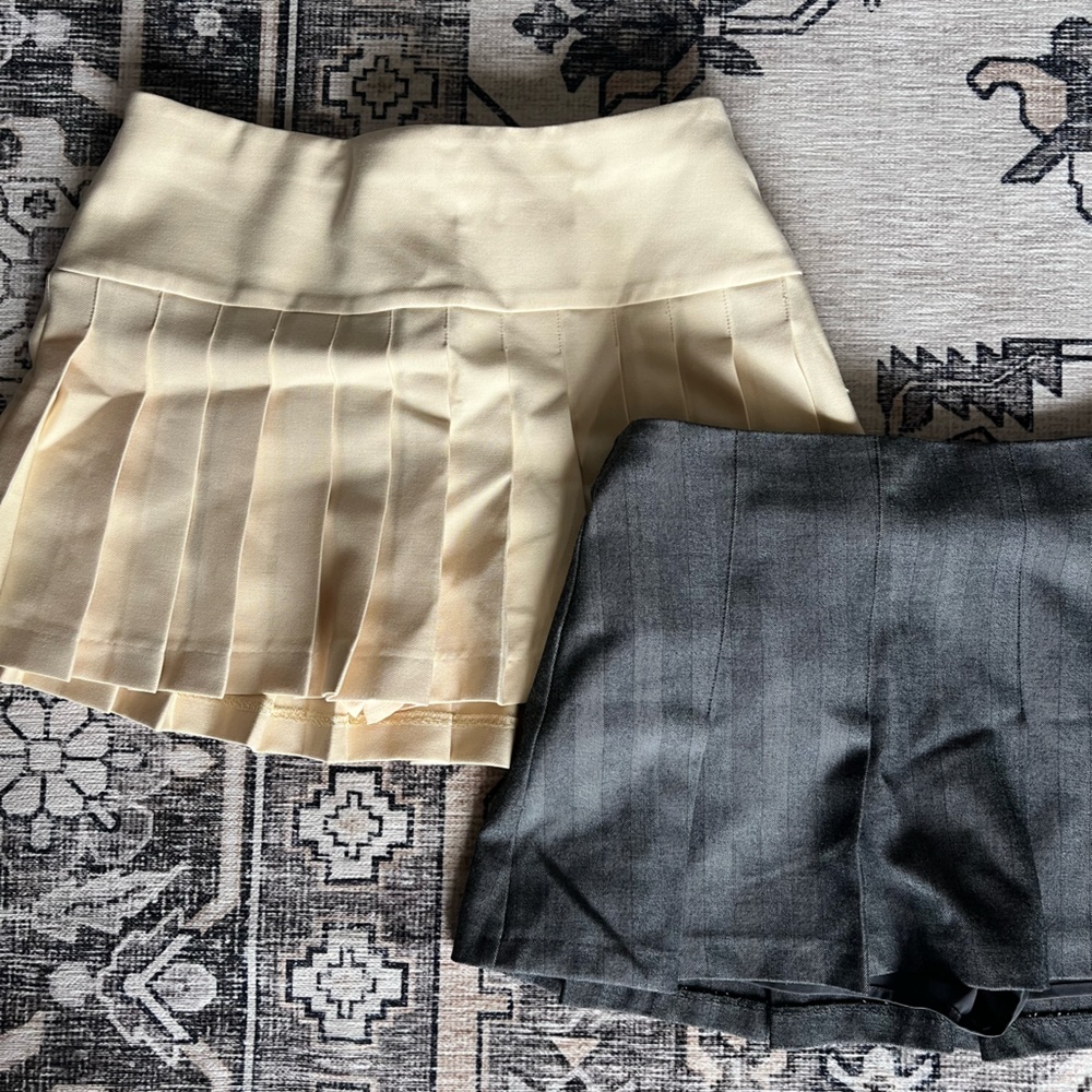 Abercrombie & Fitch Cream Pleated and Gray Mini Skirts